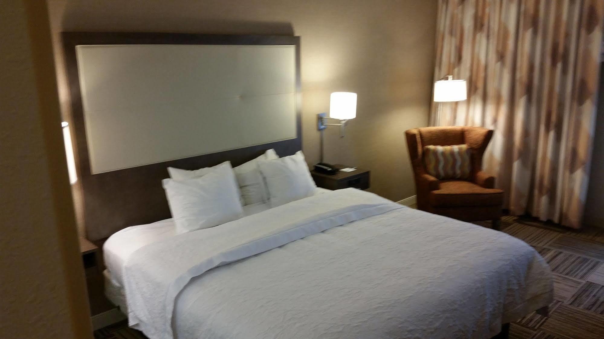 Hampton Inn Коммерс Екстер'єр фото